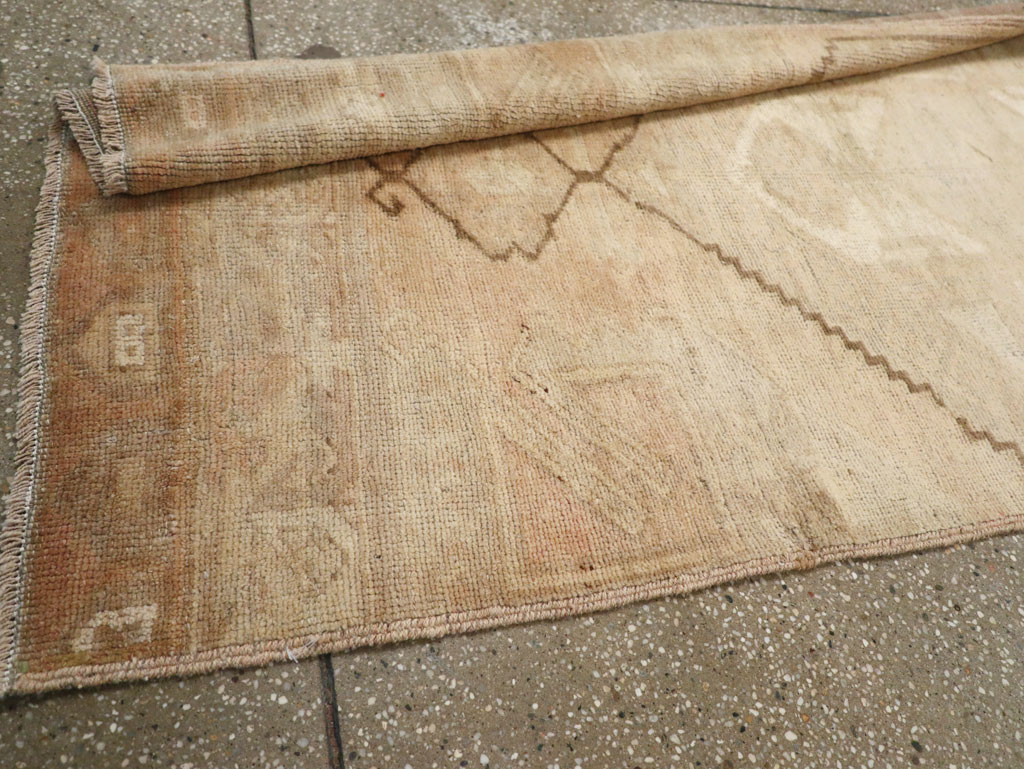 Vintage Turkish Anatolian Runner, No.33386 - Gss