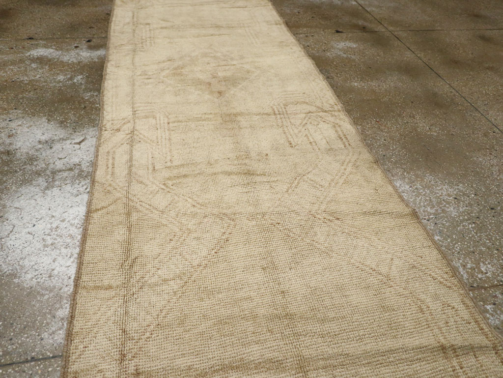 Vintage Turkish Anatolian Runner, No.33388 - Gss