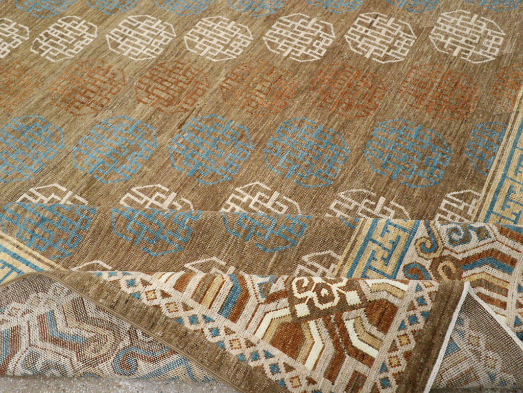 Modern East Turkestan Khotan Room Size Carpet, No.33400 - Gss