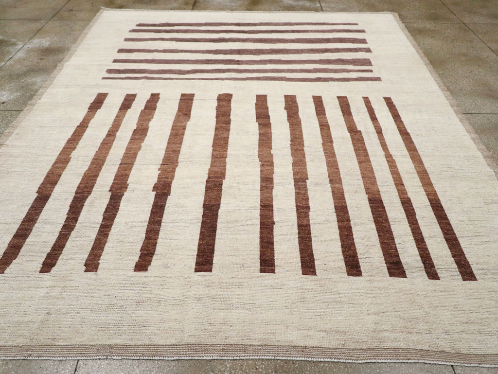 Modern Moroccan Room Size Carpet, No.33418 - Gss