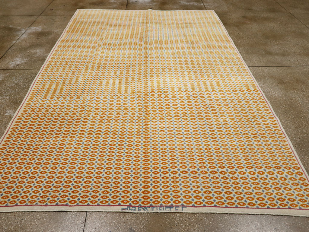 Vintage Persian Kashan Room Size Carpet, No.33419 - Gss
