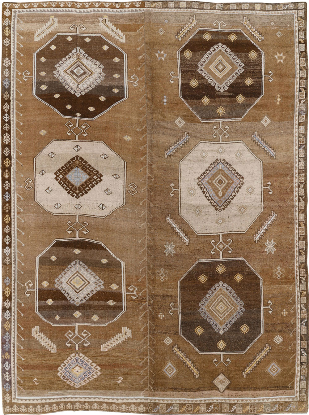 Vintage Turkish Anatolian Room Size Carpet, No.33422 - Gss