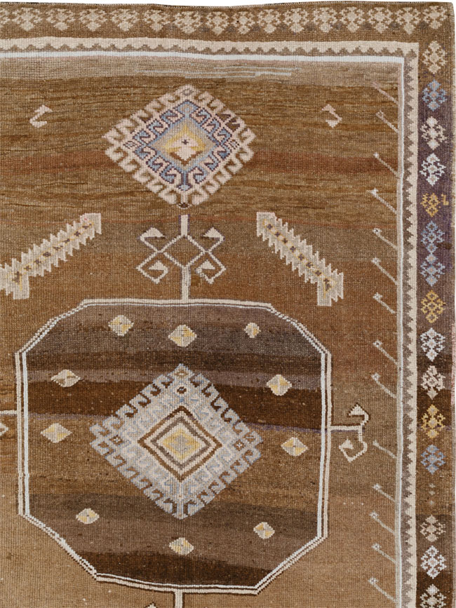 Vintage Turkish Anatolian Room Size Carpet, No.33422 - Gss