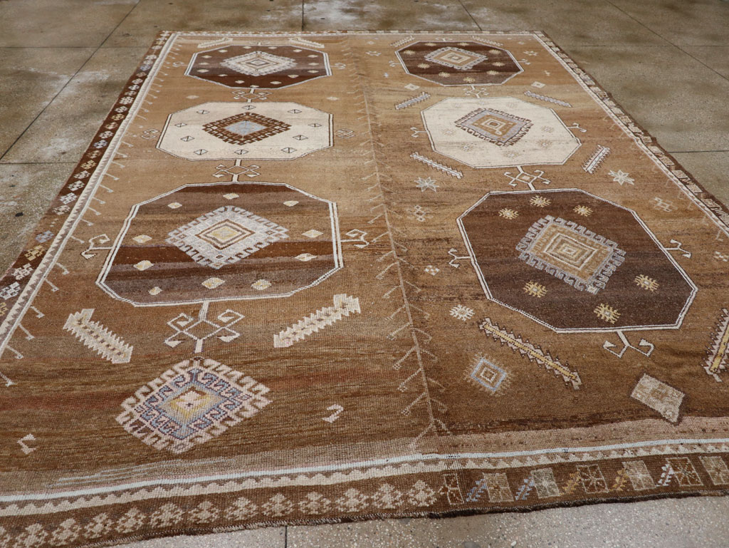 Vintage Turkish Anatolian Room Size Carpet, No.33422 - Gss