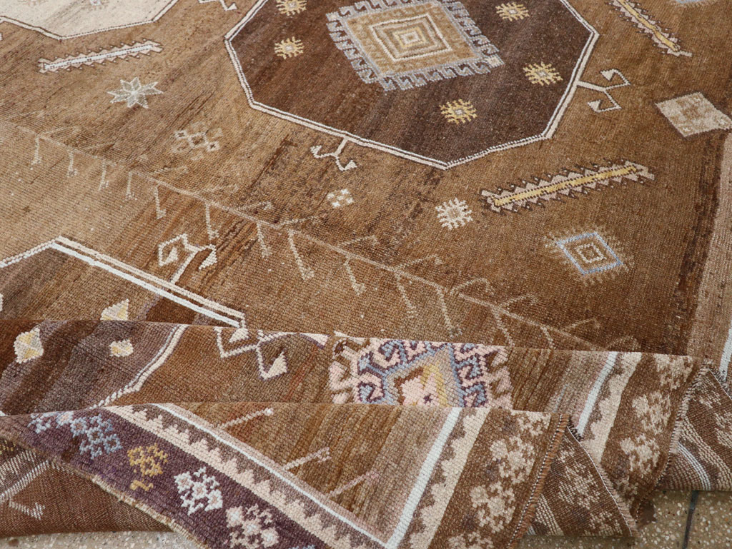 Vintage Turkish Anatolian Room Size Carpet, No.33422 - Gss