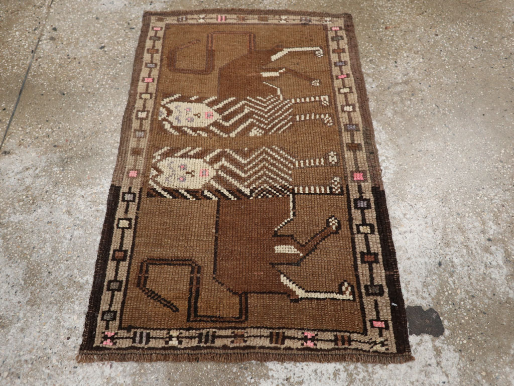 Vintage Turkish Anatolian Pictorial Rug, No.33428 - Gss