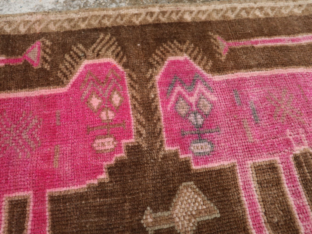 Vintage Turkish Anatolian Pictorial Rug, No.33431 - Gss