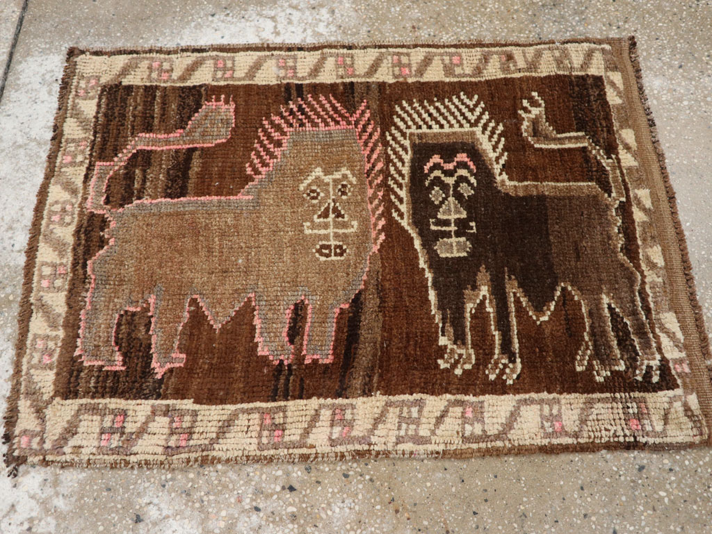 Vintage Turkish Anatolian Pictorial Rug, No.33432 - Gss