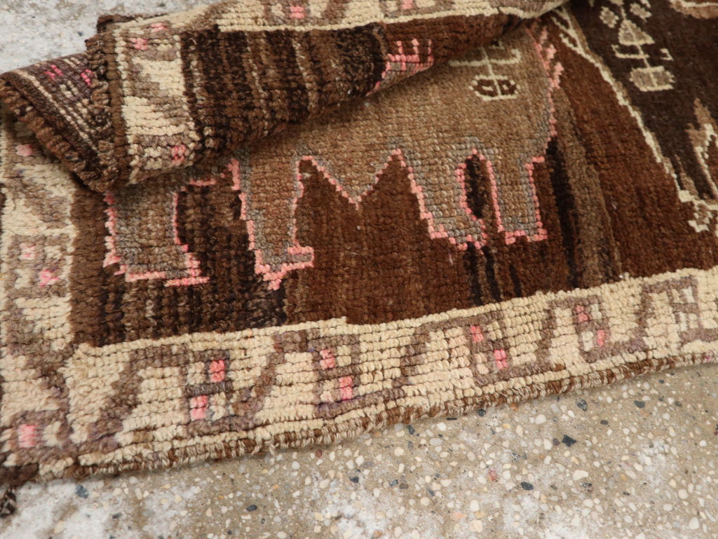 Vintage Turkish Anatolian Pictorial Rug, No.33432 - Gss
