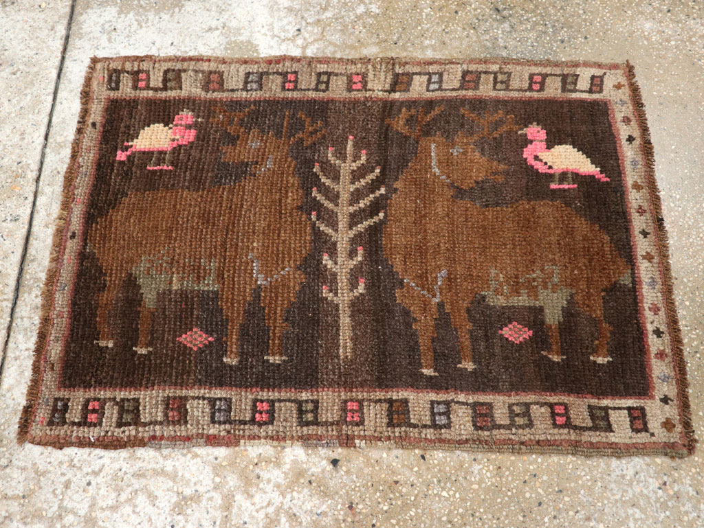 Vintage Turkish Anatolian Pictorial Rug, No.33433 - Gss