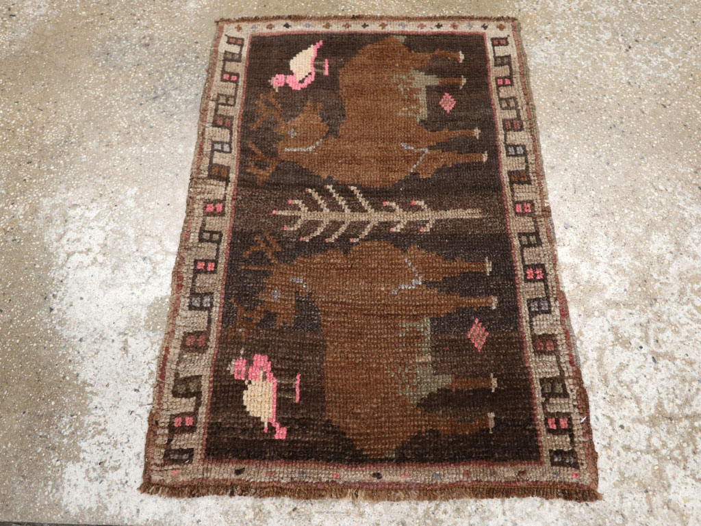 Vintage Turkish Anatolian Pictorial Rug, No.33433 - Gss