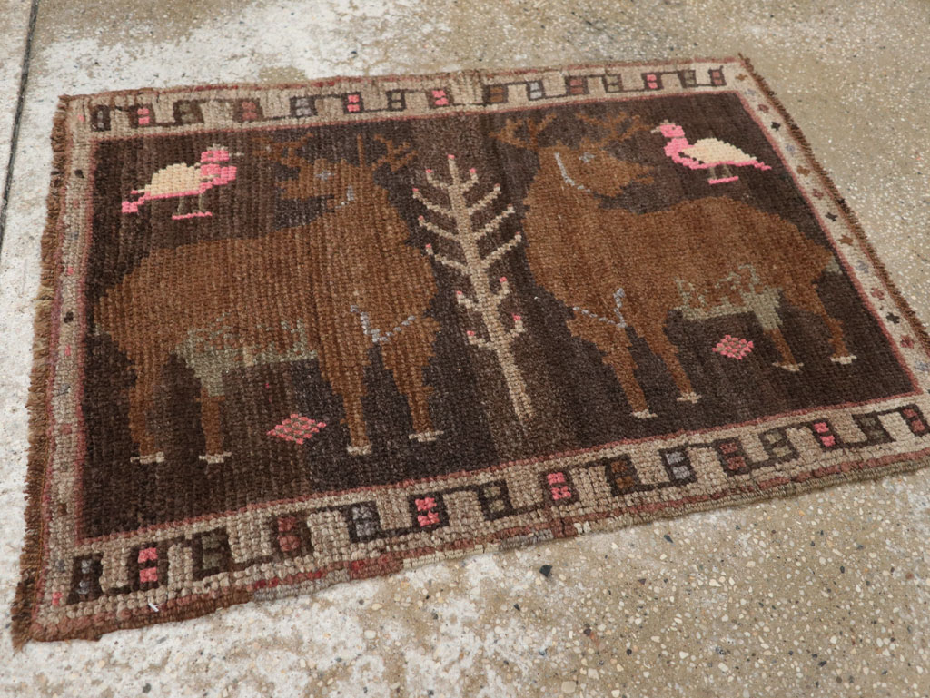 Vintage Turkish Anatolian Pictorial Rug, No.33433 - Gss