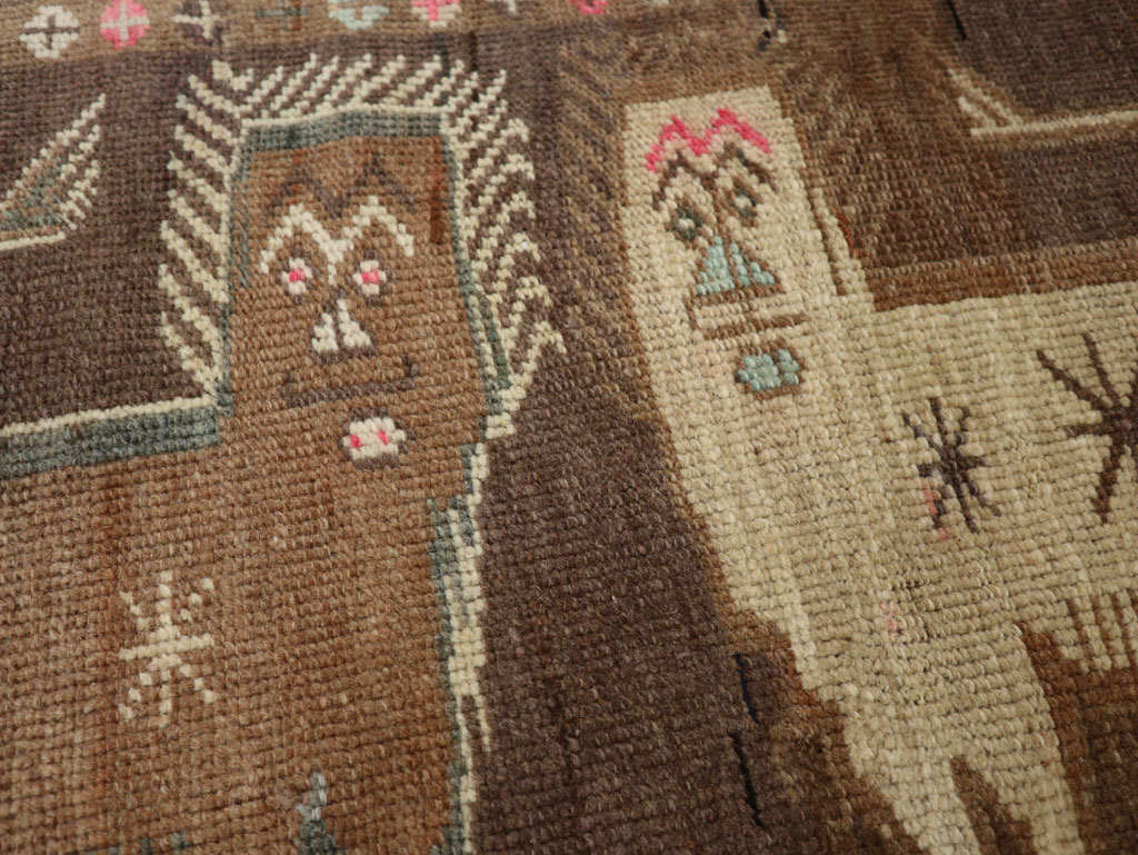 Vintage Turkish Anatolian Pictorial Rug, No.33434 - Gss