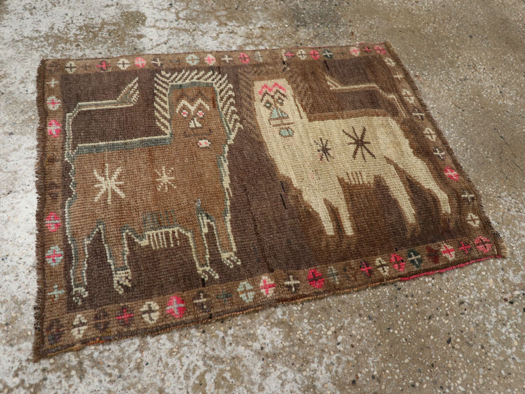 Vintage Turkish Anatolian Pictorial Rug, No.33434 - Gss
