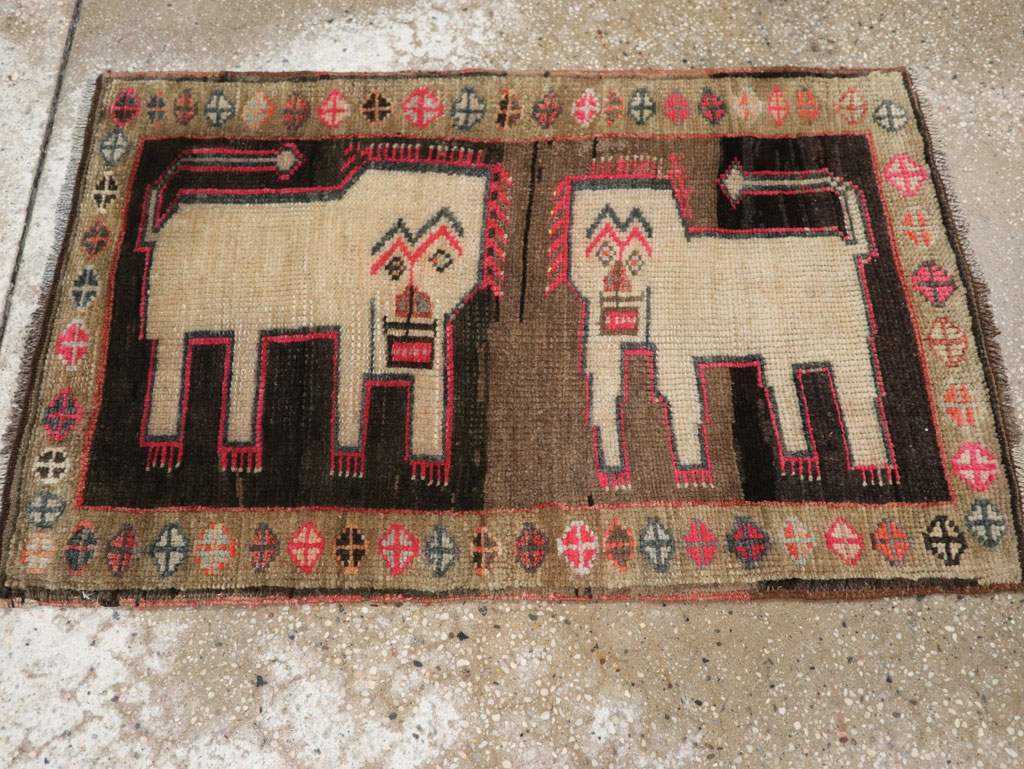 Vintage Turkish Anatolian Pictorial Rug, No.33435 - Gss