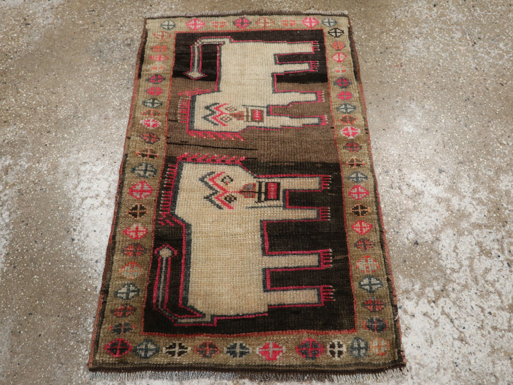 Vintage Turkish Anatolian Pictorial Rug, No.33435 - Gss
