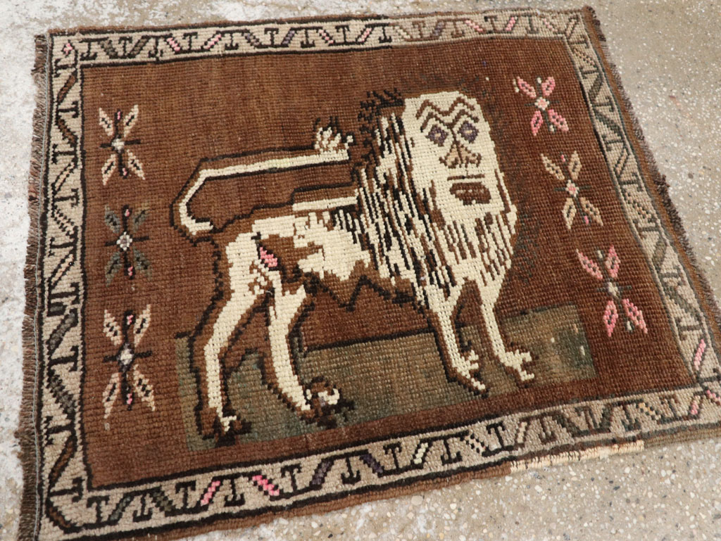 Vintage Turkish Anatolian Pictorial Rug (Pair: 2 of 2), No.33436 - Gss
