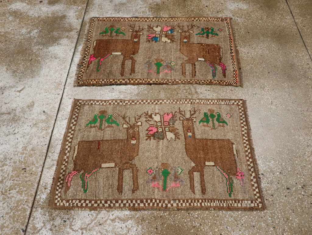 Vintage Turkish Anatolian Pictorial Rug (Pair: 2 of 2), No.33437 - Gss
