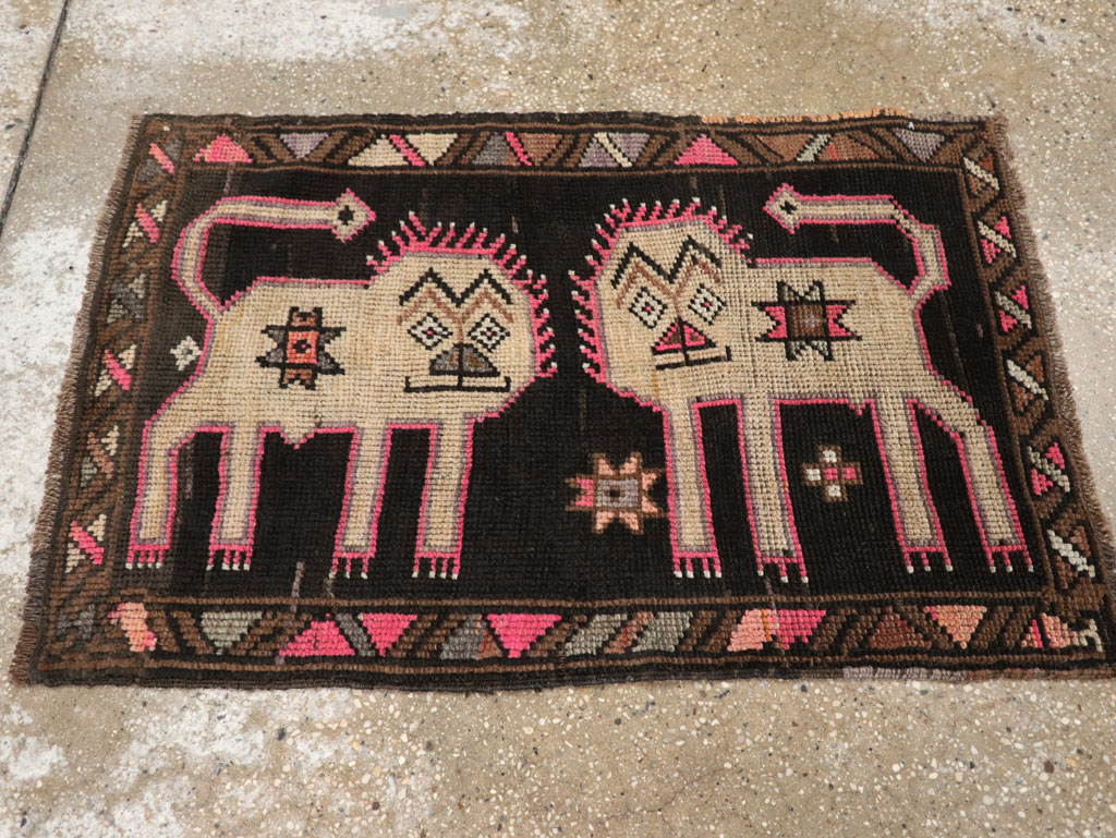 Vintage Turkish Anatolian Pictorial Rug, No.33438 - Gss