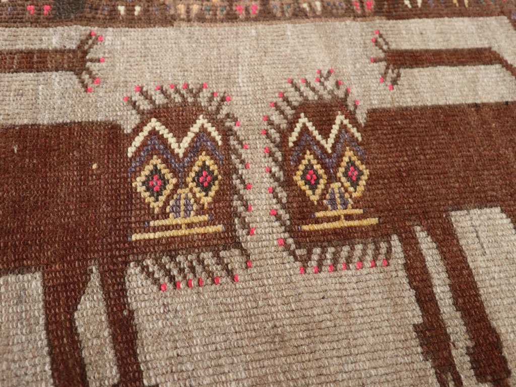 Vintage Turkish Anatolian Pictorial Rug, No.33439 - Gss