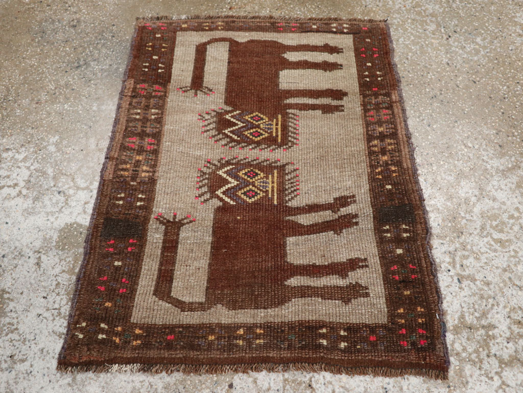Vintage Turkish Anatolian Pictorial Rug, No.33439 - Gss