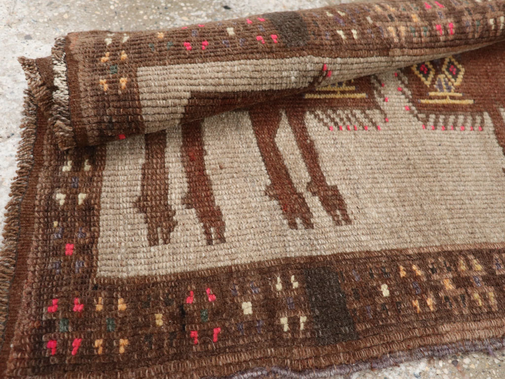 Vintage Turkish Anatolian Pictorial Rug, No.33439 - Gss