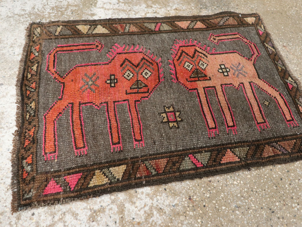 Vintage Turkish Anatolian Pictorial Rug, No.33440 - Gss