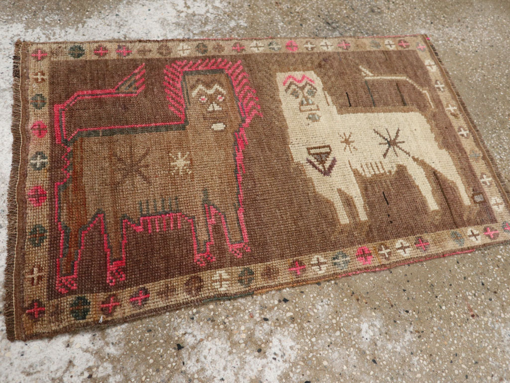 Vintage Turkish Anatolian Pictorial Rug, No.33442 - Gss