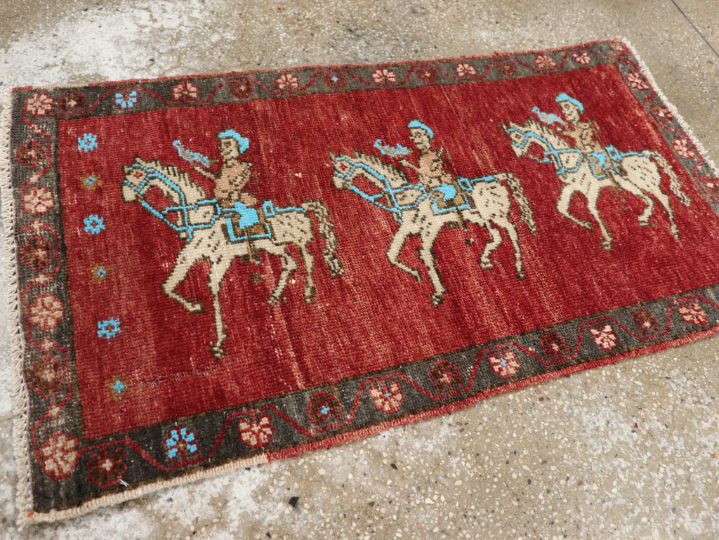 Vintage Turkish Anatolian Pictorial Rug, No.33443 - Gss