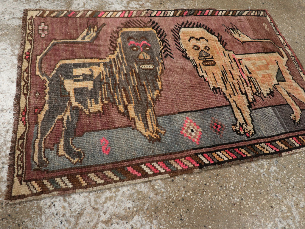 Vintage Turkish Anatolian Pictorial Rug, No.33445 - Gss