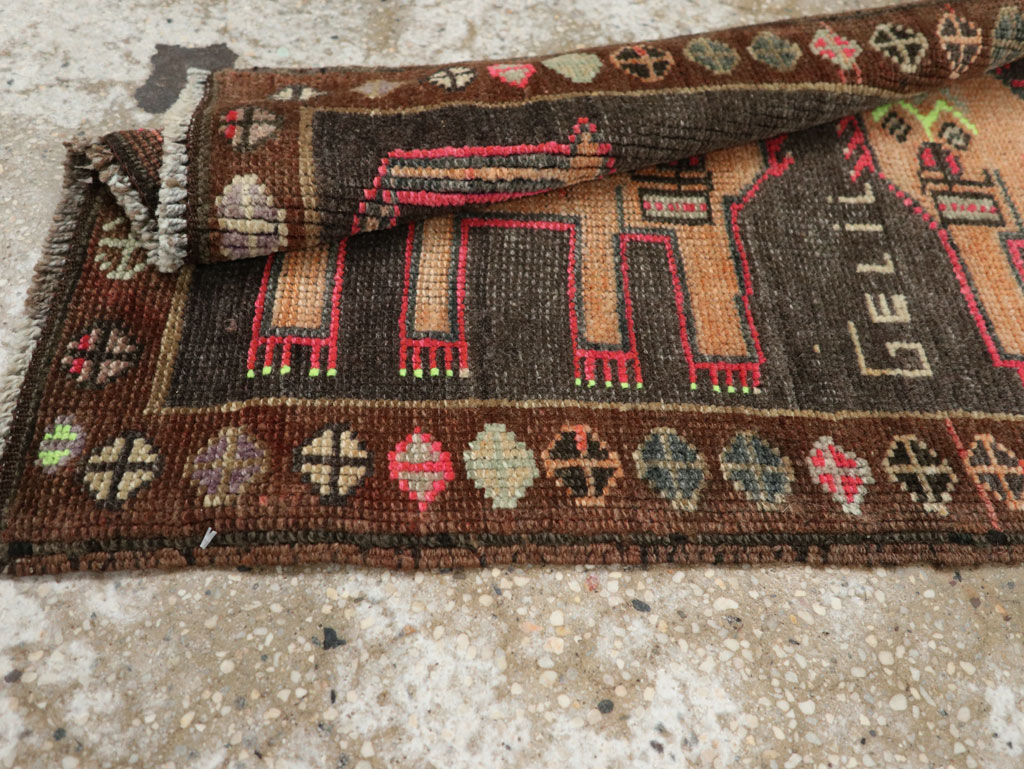 Vintage Turkish Anatolian Pictorial Rug, No.33449 - Gss