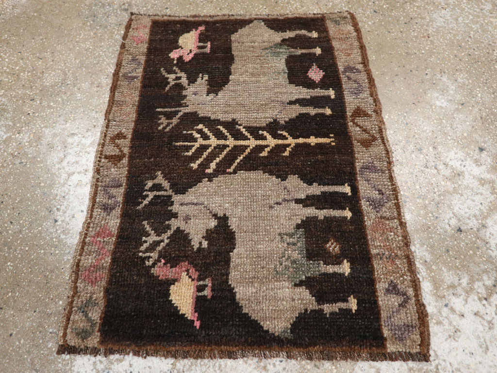 Vintage Turkish Anatolian Pictorial Rug, No.33451 - Gss