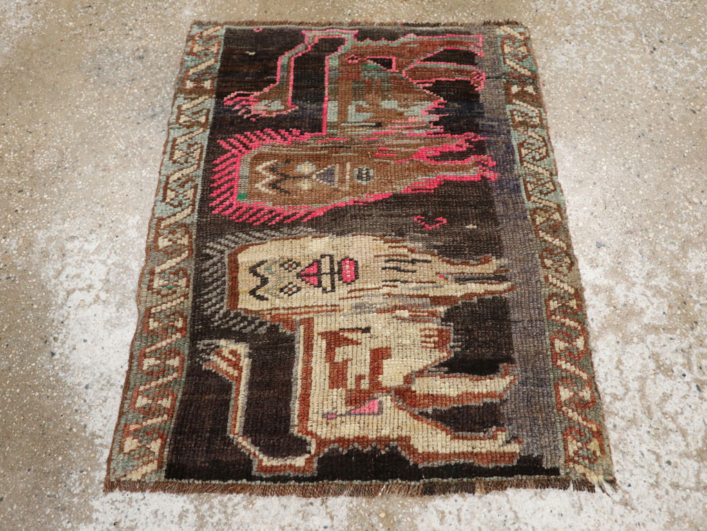 Vintage Turkish Anatolian Pictorial Rug, No.33452 - Gss