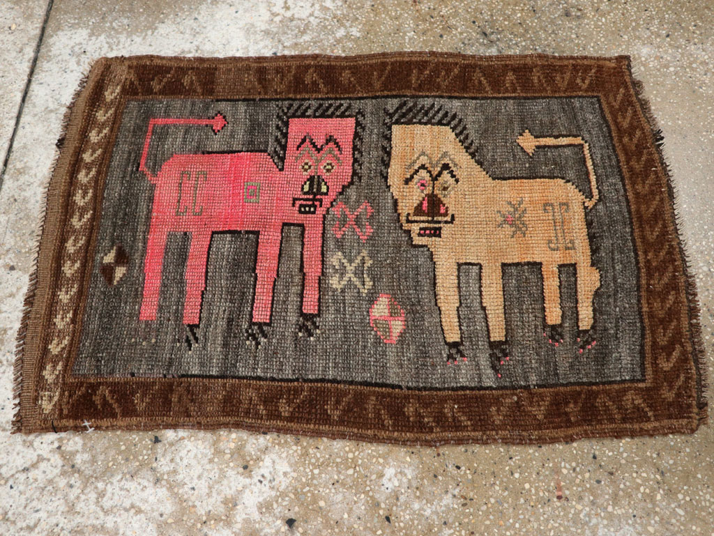 Vintage Turkish Anatolian Pictorial Rug, No.33454 - Gss