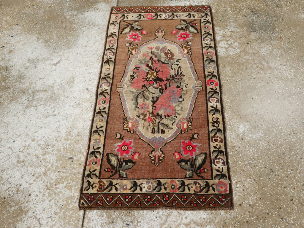 Vintage Turkish Anatolian Throw Rug, No.33456 - Gss
