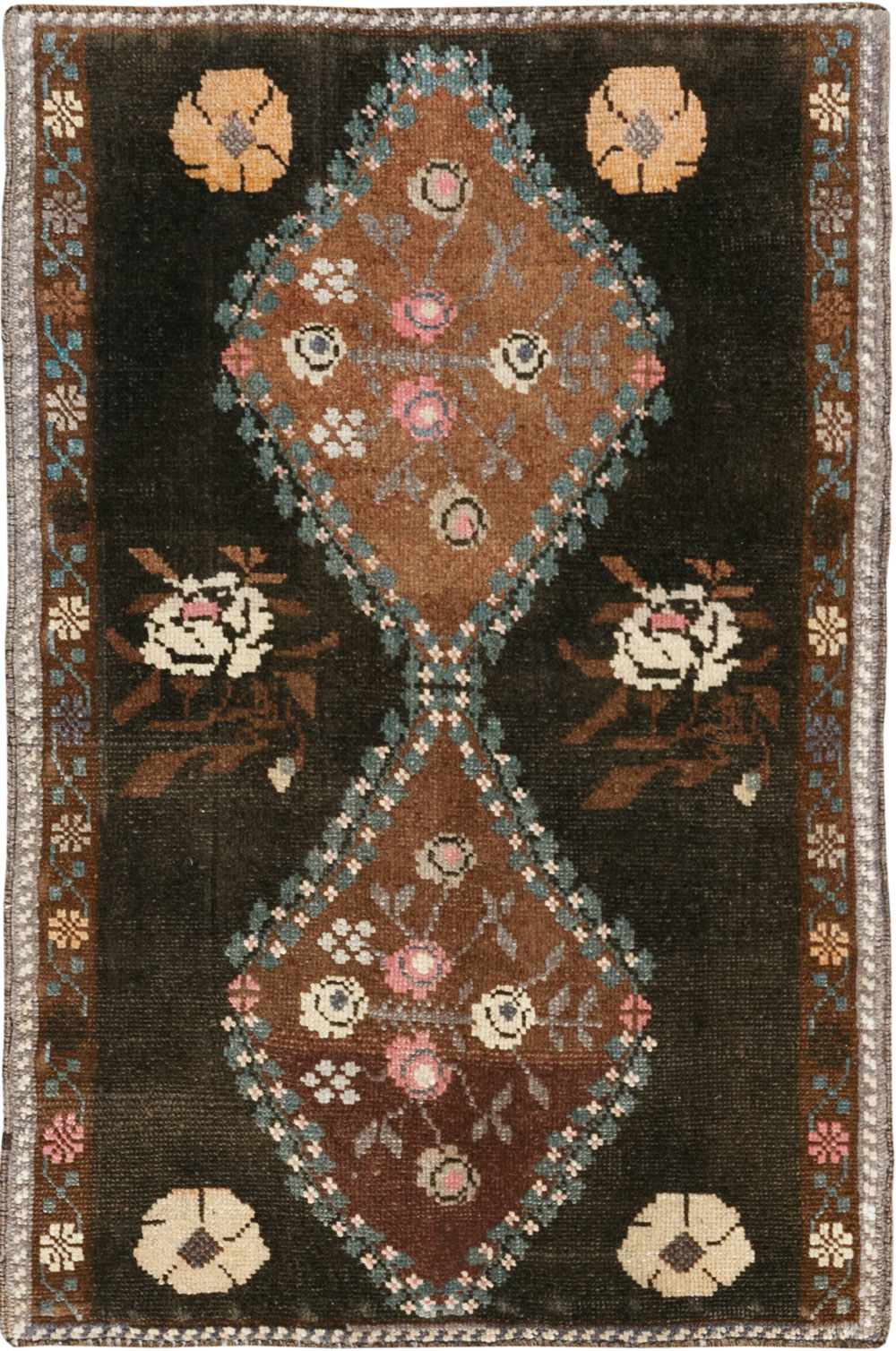 Vintage Turkish Anatolian Throw Rug, No.33457 - Gss
