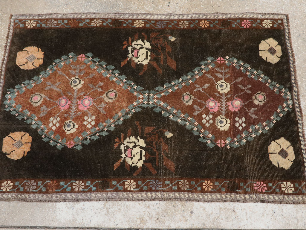 Vintage Turkish Anatolian Throw Rug, No.33457 - Gss
