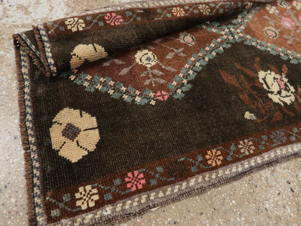 Vintage Turkish Anatolian Throw Rug, No.33457 - Gss