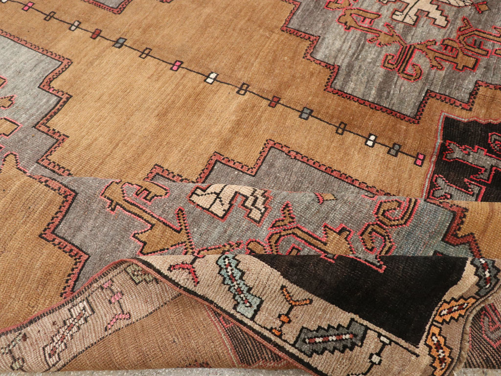 Vintage Turkish Anatolian Room Size Carpet, No.33462 - Gss