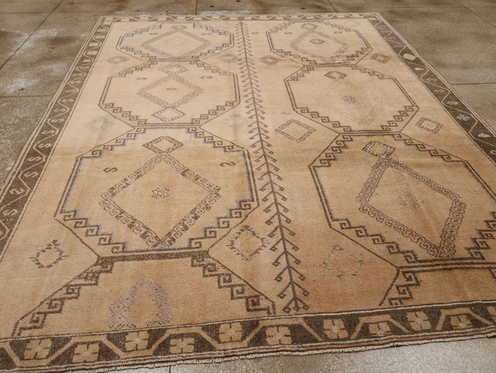 Vintage Turkish Anatolian Room Size Carpet, No.33464 - Gss