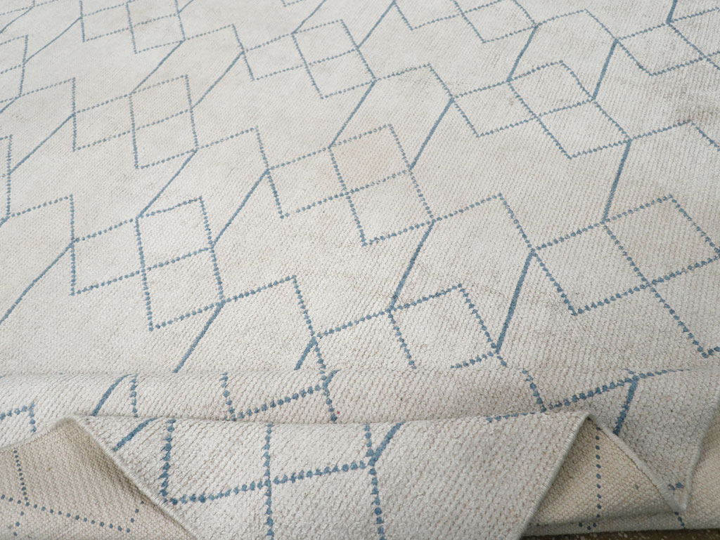 Modern Turkish Room Size Carpet, No.33465 - Gss