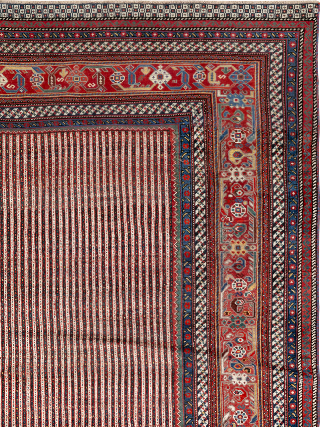 Antique Persian Qashqai Accent Carpet, No.33469 - Gss