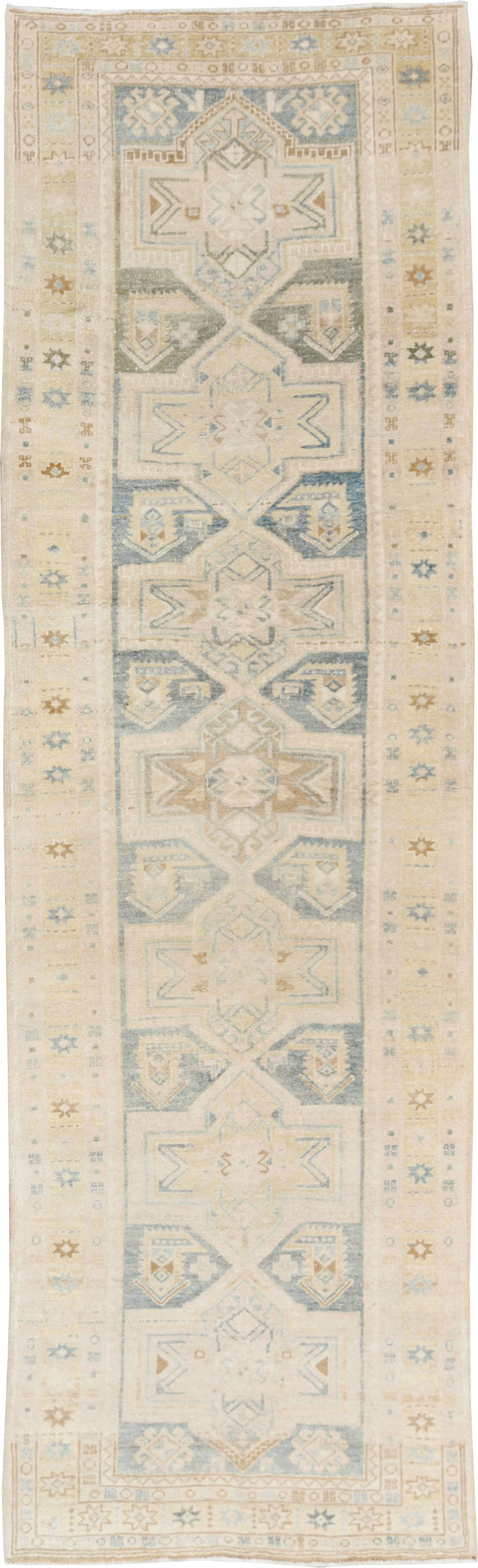 Vintage Persian Heriz Runner, No.33471 - Gss