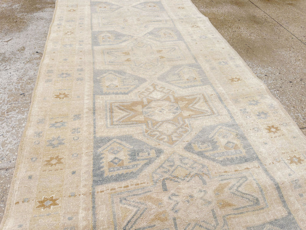 Vintage Persian Heriz Runner, No.33471 - Gss