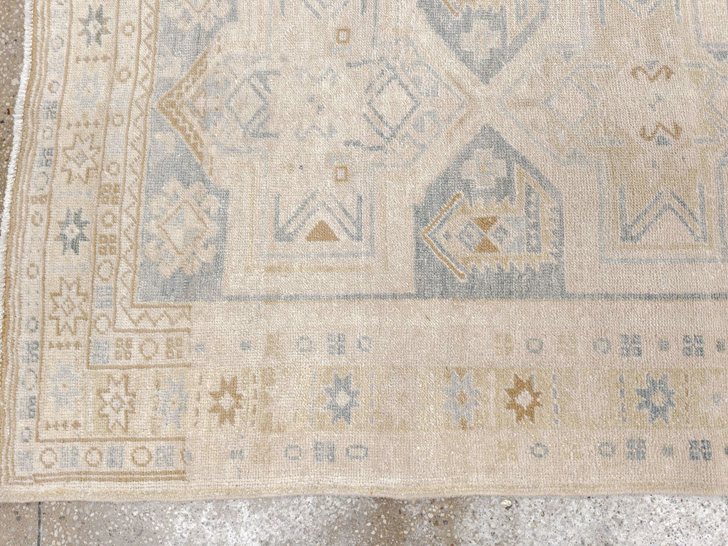 Vintage Persian Heriz Runner, No.33471 - Gss