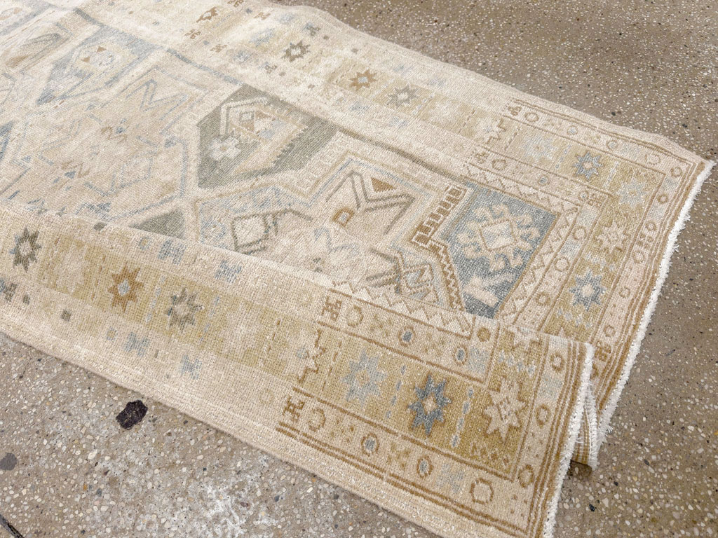 Vintage Persian Heriz Runner, No.33471 - Gss
