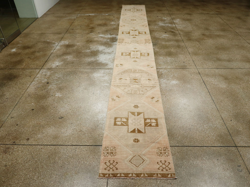 Vintage Turkish Anatolian Long Runner, No.33475 - Gss