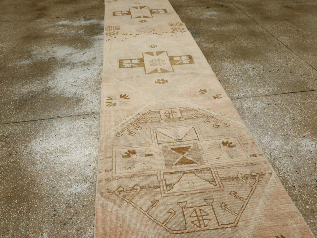 Vintage Turkish Anatolian Long Runner, No.33475 - Gss