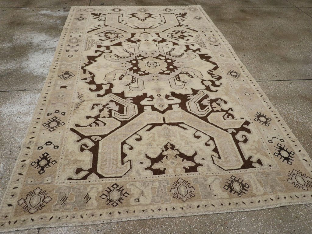 Vintage Turkish Anatolian Gallery Rug, No.33481 - Gss