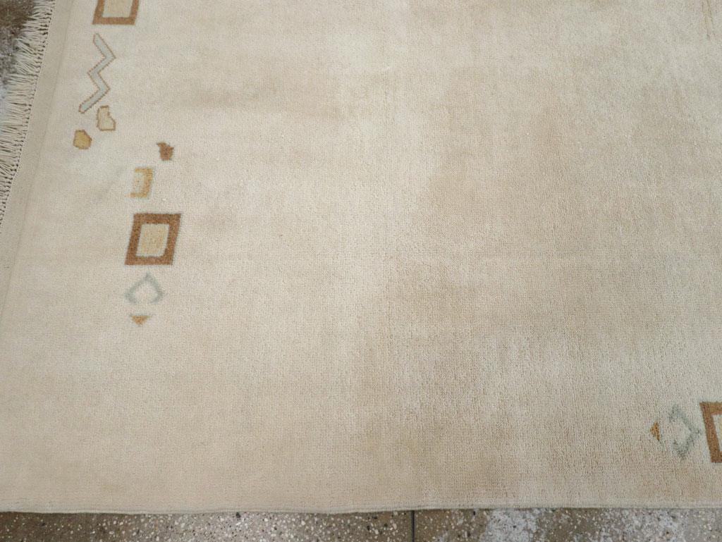 Modern Turkish Accent Rug, No.33482 - Gss